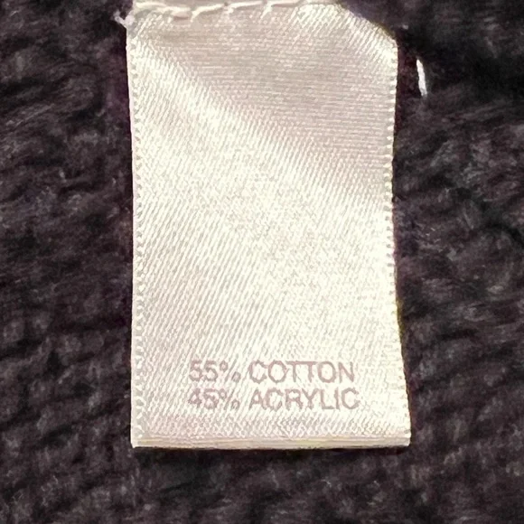 Black Sweater with Cable Knit Design - Picture 5 of 9